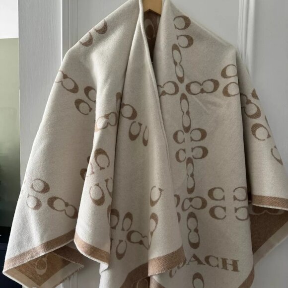 COACH Signature Poncho Chalk Taupe Wool Reversible One Size Logo - Picture 1 of 7